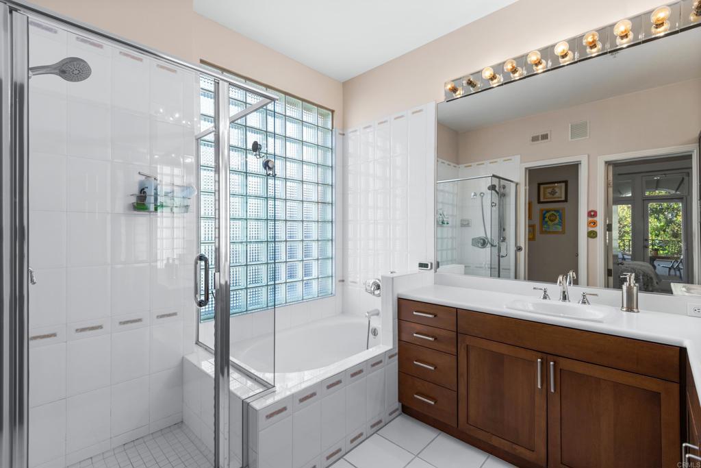 655 India St 304