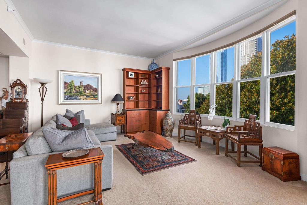 655 India St 304