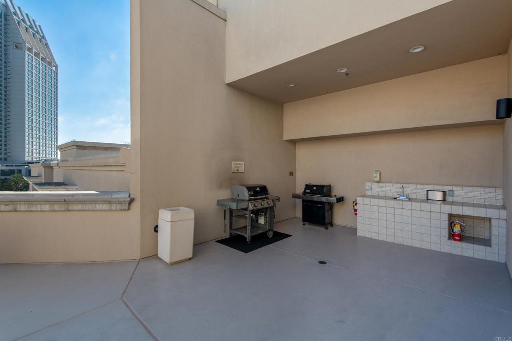 655 India St 304