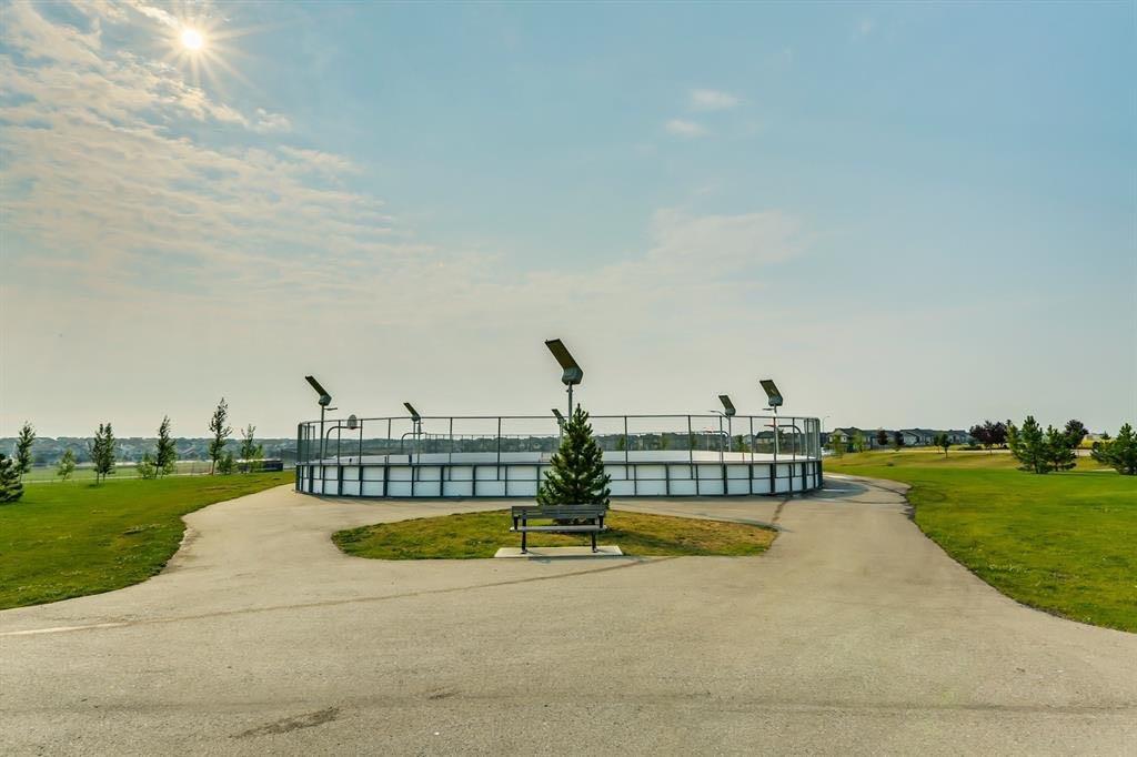 1124 Chinook Gate Bay SW