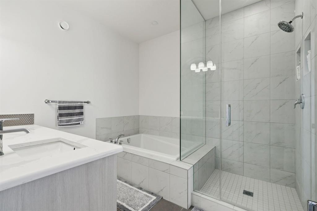 557 Southwinds Close SW