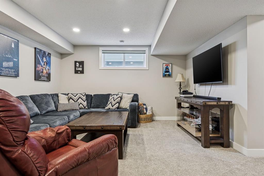 259 Canals Close SW