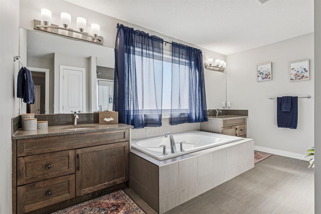 259 Canals Close SW