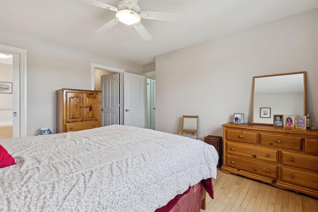 657 Woodside Court NW