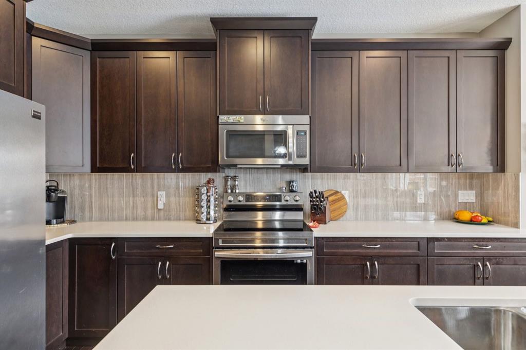 7 Cooperstown Place SW