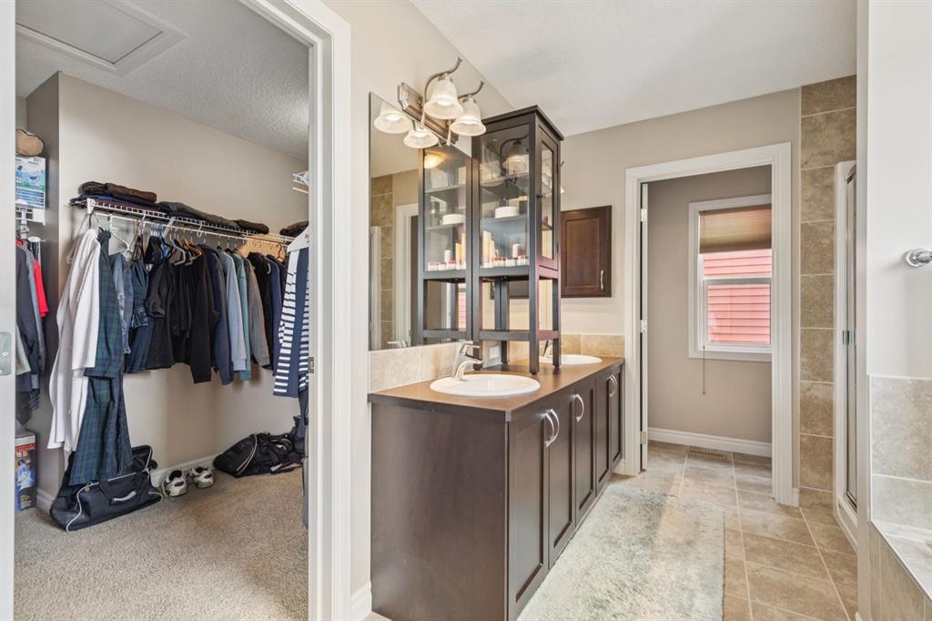 7 Cooperstown Place SW