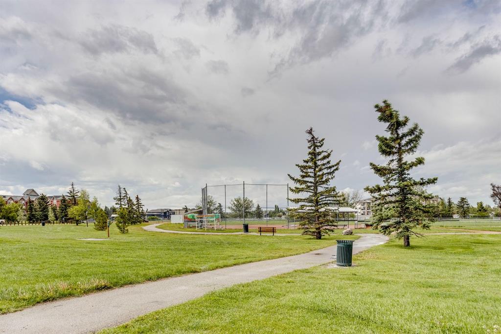132 1 Avenue NW Unit: 406