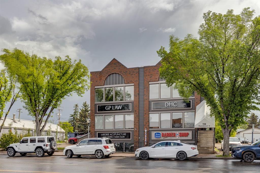 132 1 Avenue NW Unit: 406