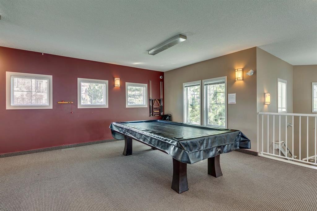 20 Royal Oak Plaza NW Unit: 210