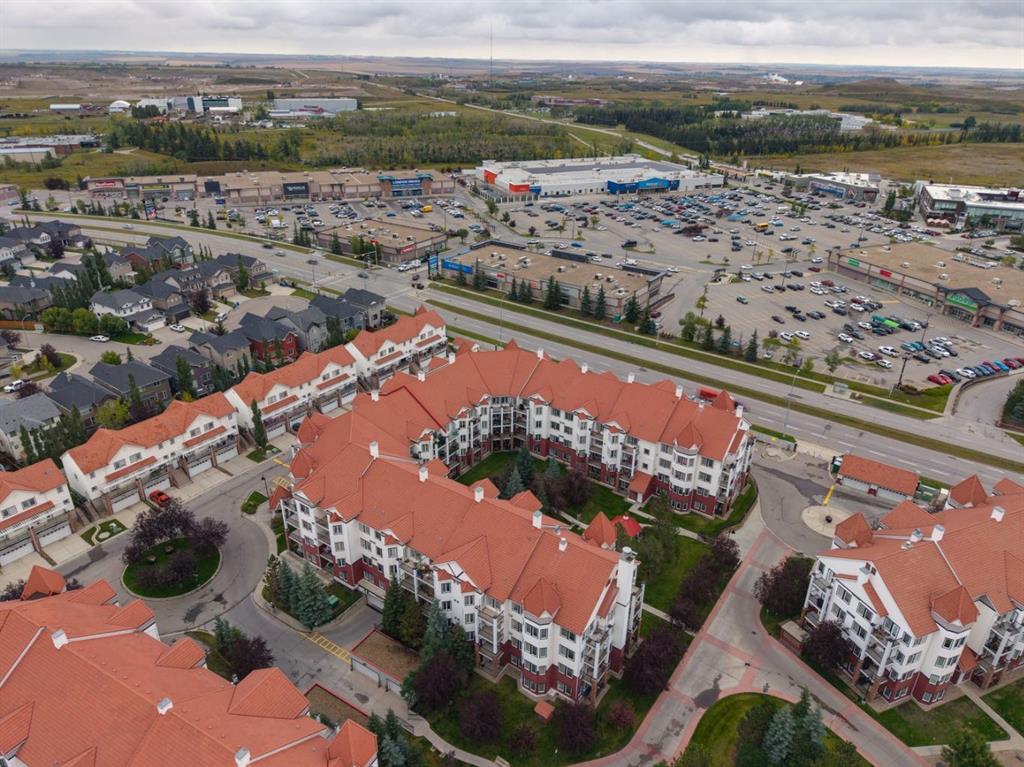 20 Royal Oak Plaza NW Unit: 210