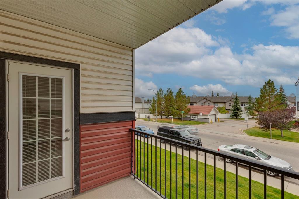 20 Royal Oak Plaza NW Unit: 210