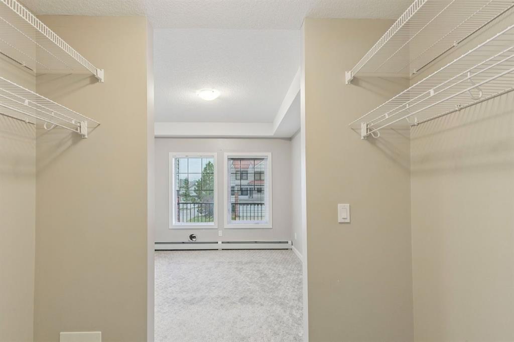 20 Royal Oak Plaza NW Unit: 210
