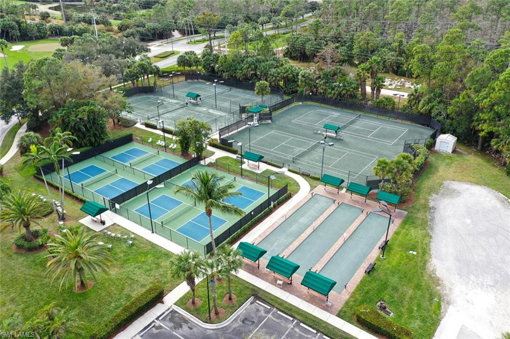 3964 Bishopwood CT E # 106 Unit: 1-106