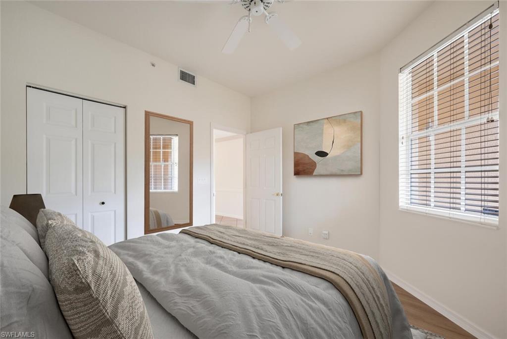 3964 Bishopwood CT E # 106 Unit: 1-106