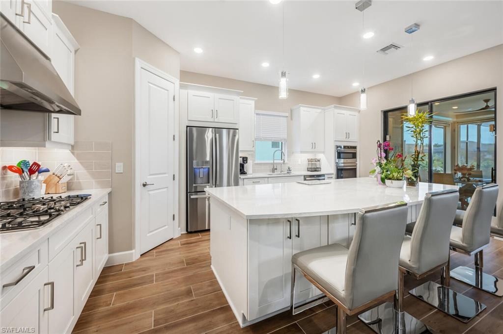 8416 Rosa CT
