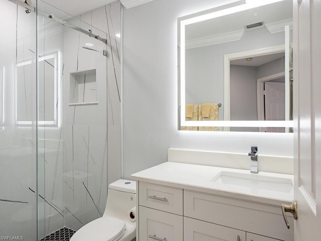 975 Eastham WAY # E101