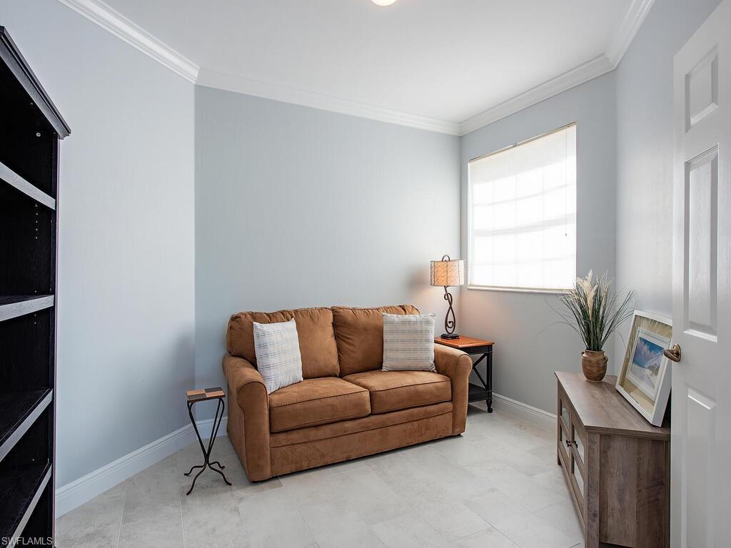 975 Eastham WAY # E101