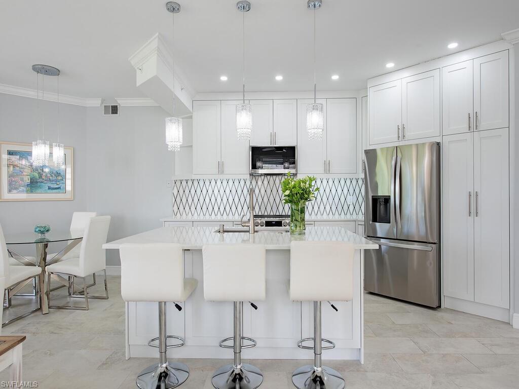 975 Eastham WAY # E101