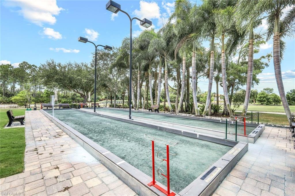 5576 Lago Villaggio WAY