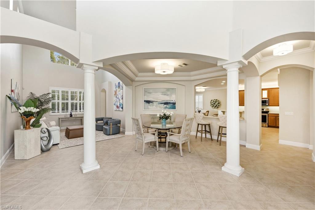 5686 Lago Villaggio WAY