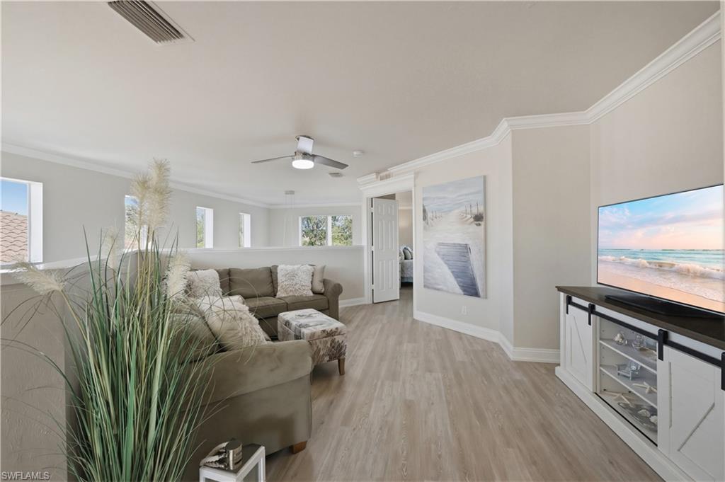 5686 Lago Villaggio WAY