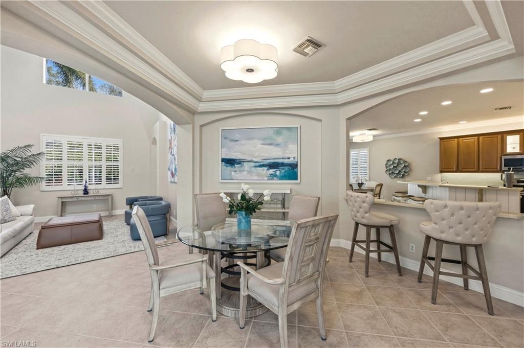 5686 Lago Villaggio WAY