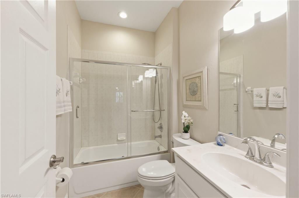 5686 Lago Villaggio WAY