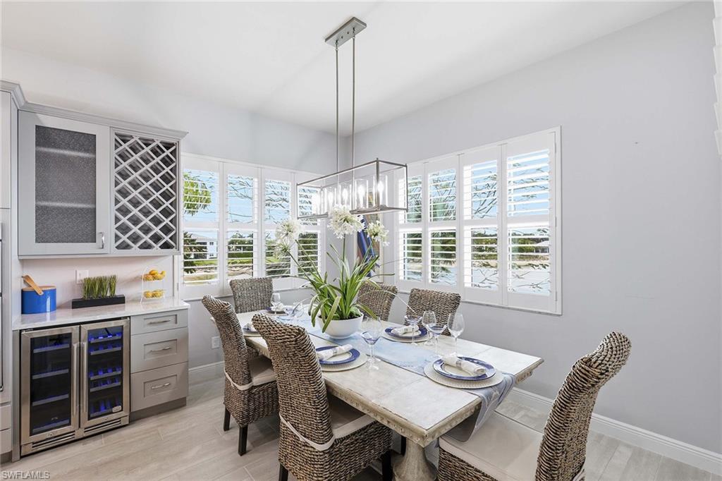 8936 Saint Lucia DR 201