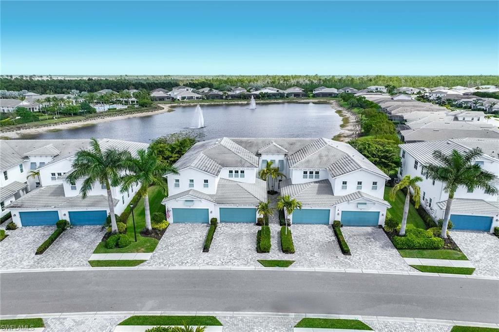 8936 Saint Lucia DR 201