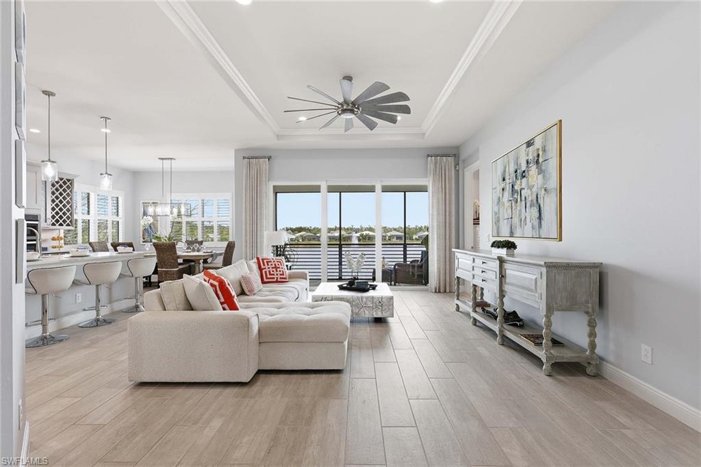 8936 Saint Lucia DR 201
