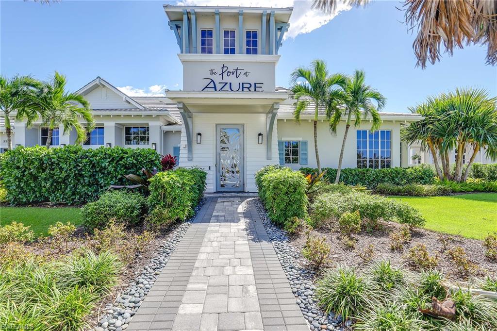 8936 Saint Lucia DR 201