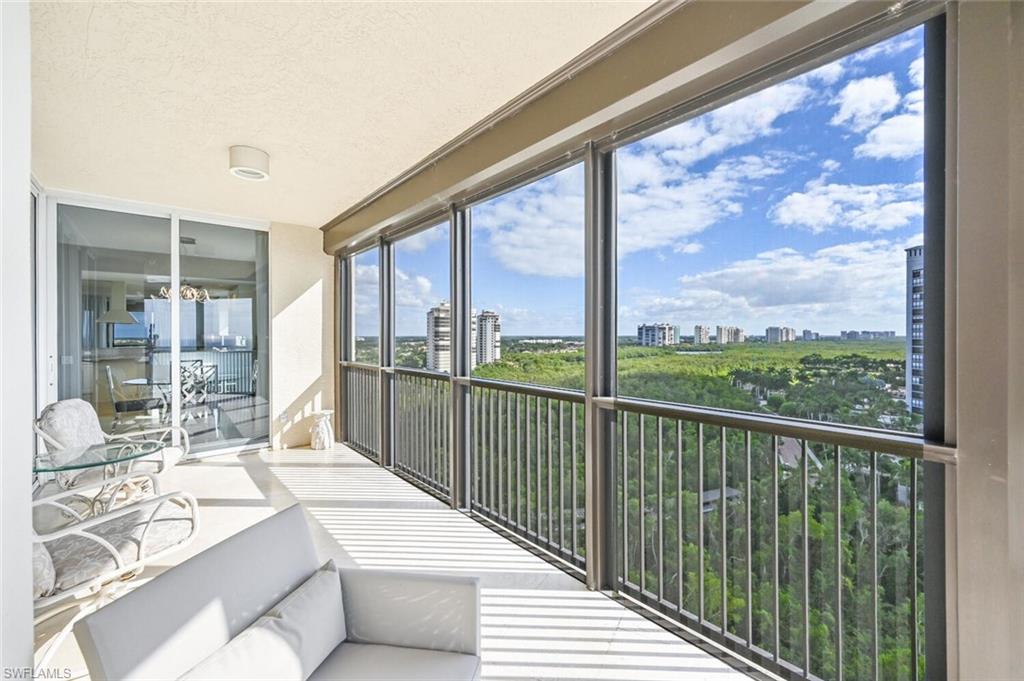 8665 Bay Colony DR 1401