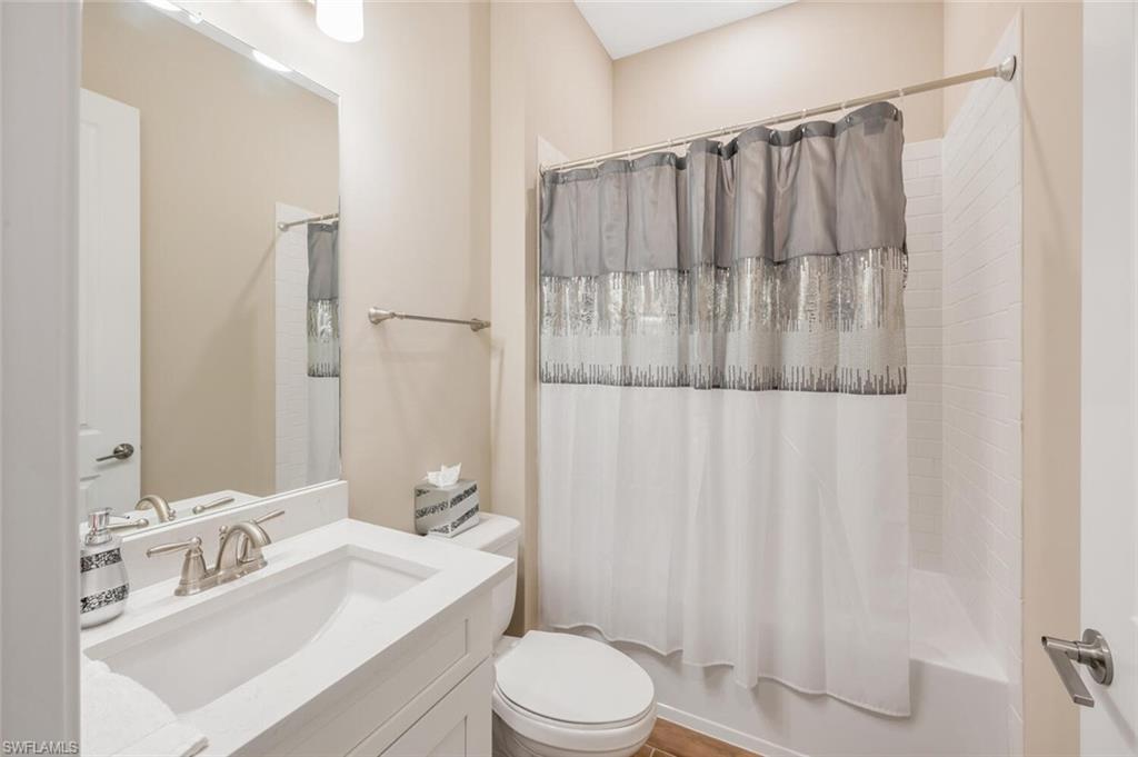 8448 Rosa CT
