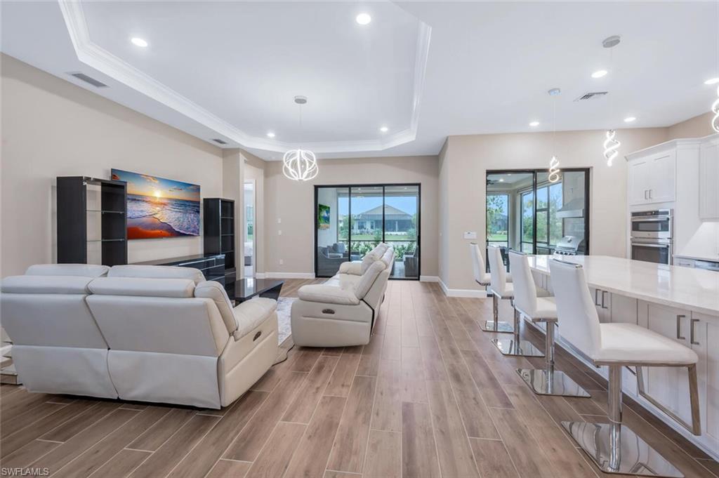 8448 Rosa CT