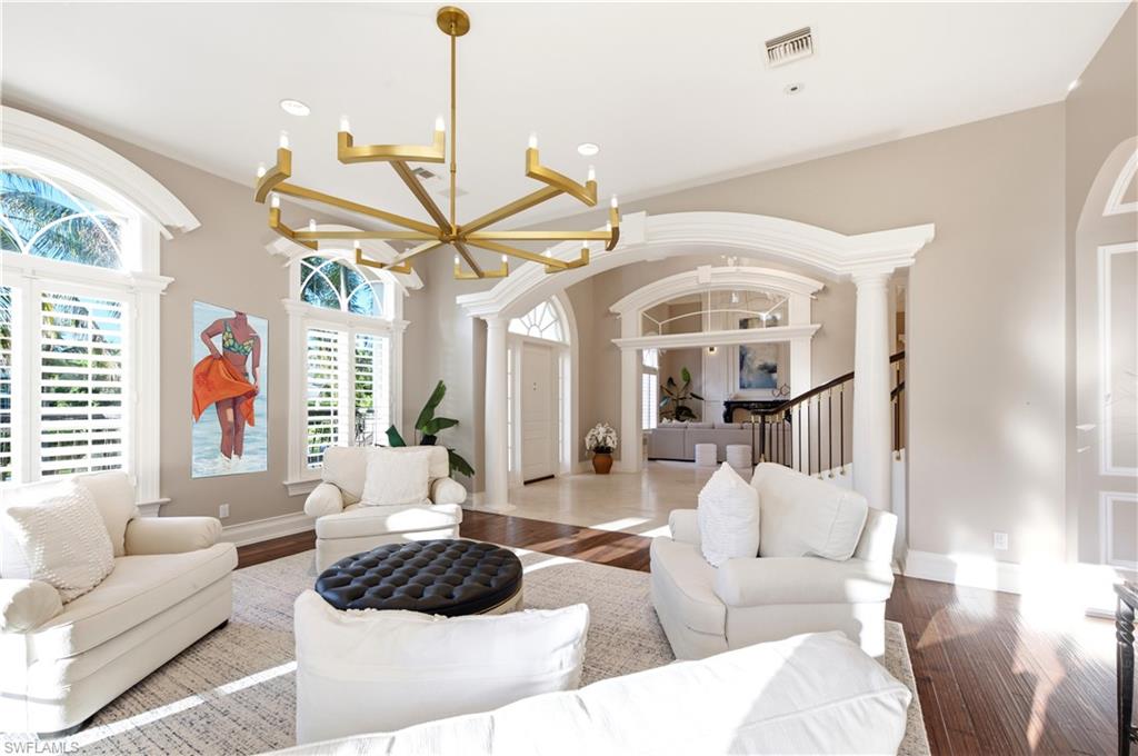 40 5th AVE S