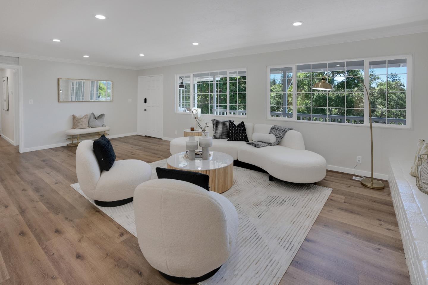 250 Southwood DR