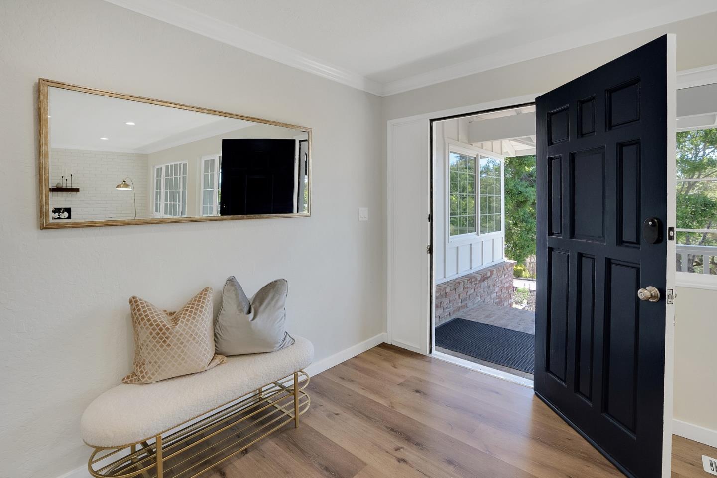 250 Southwood DR