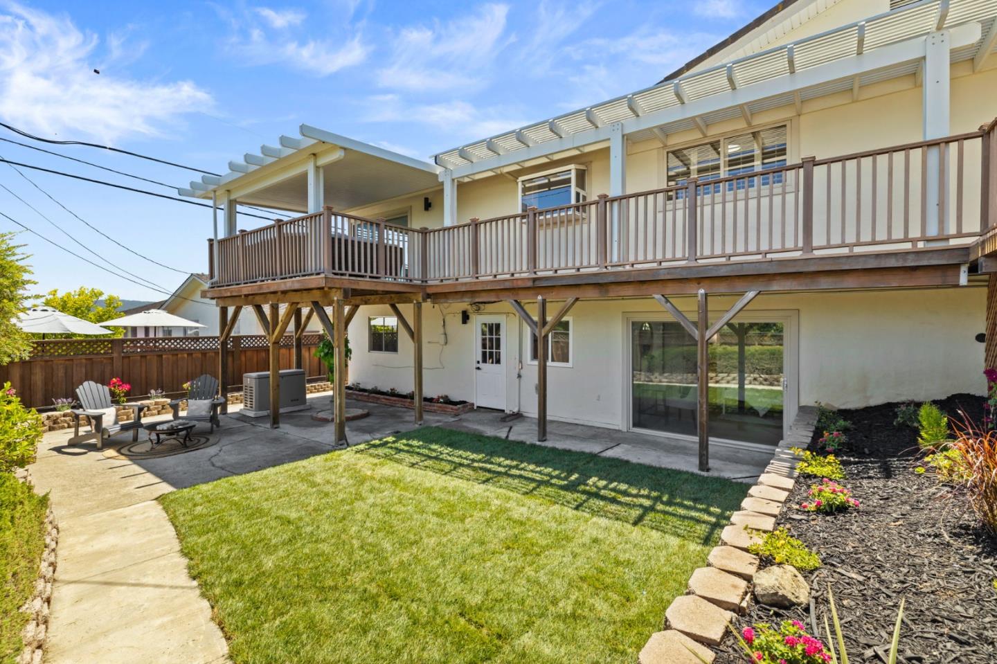 925 Cambridge RD