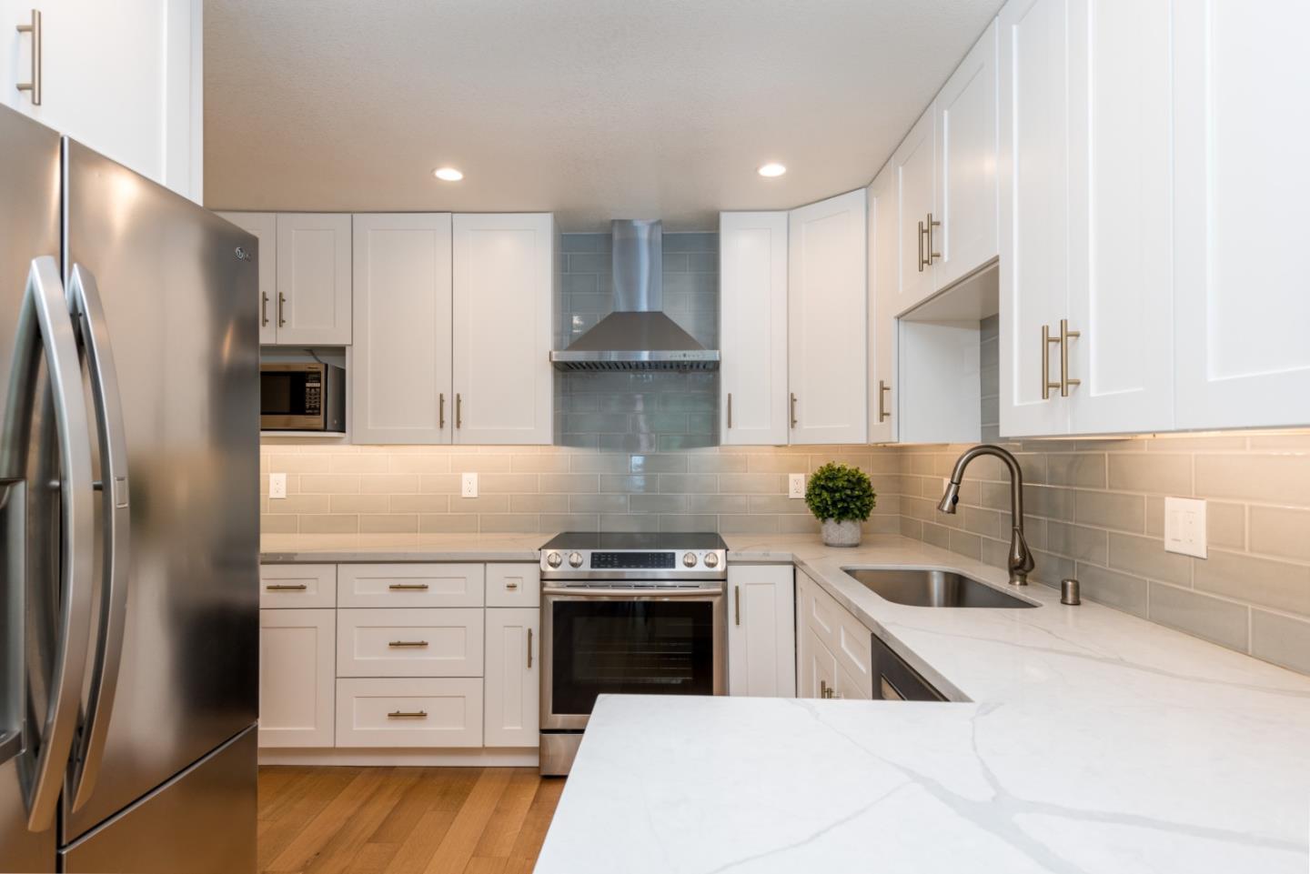 1202 Sharon Park DR 68