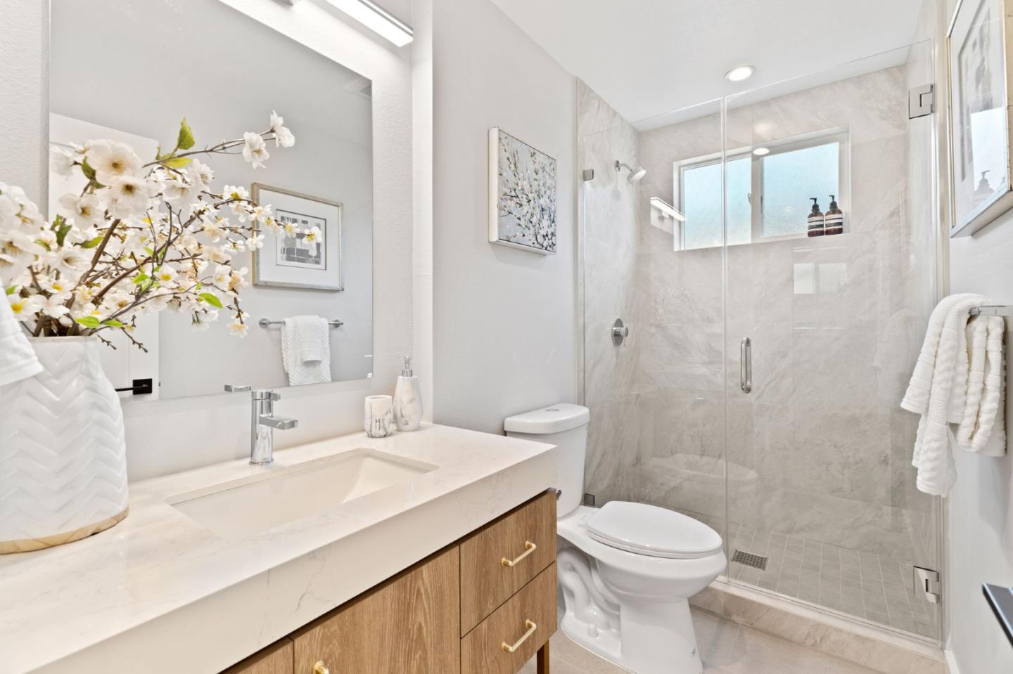 246 Gregg DR
