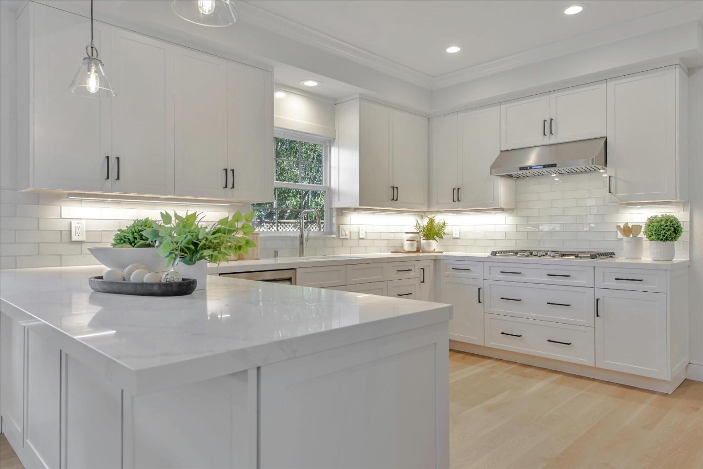 471 Buena Vista AVE