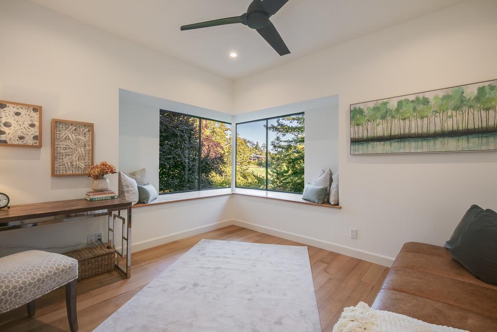 1202 Sharon Park DR
