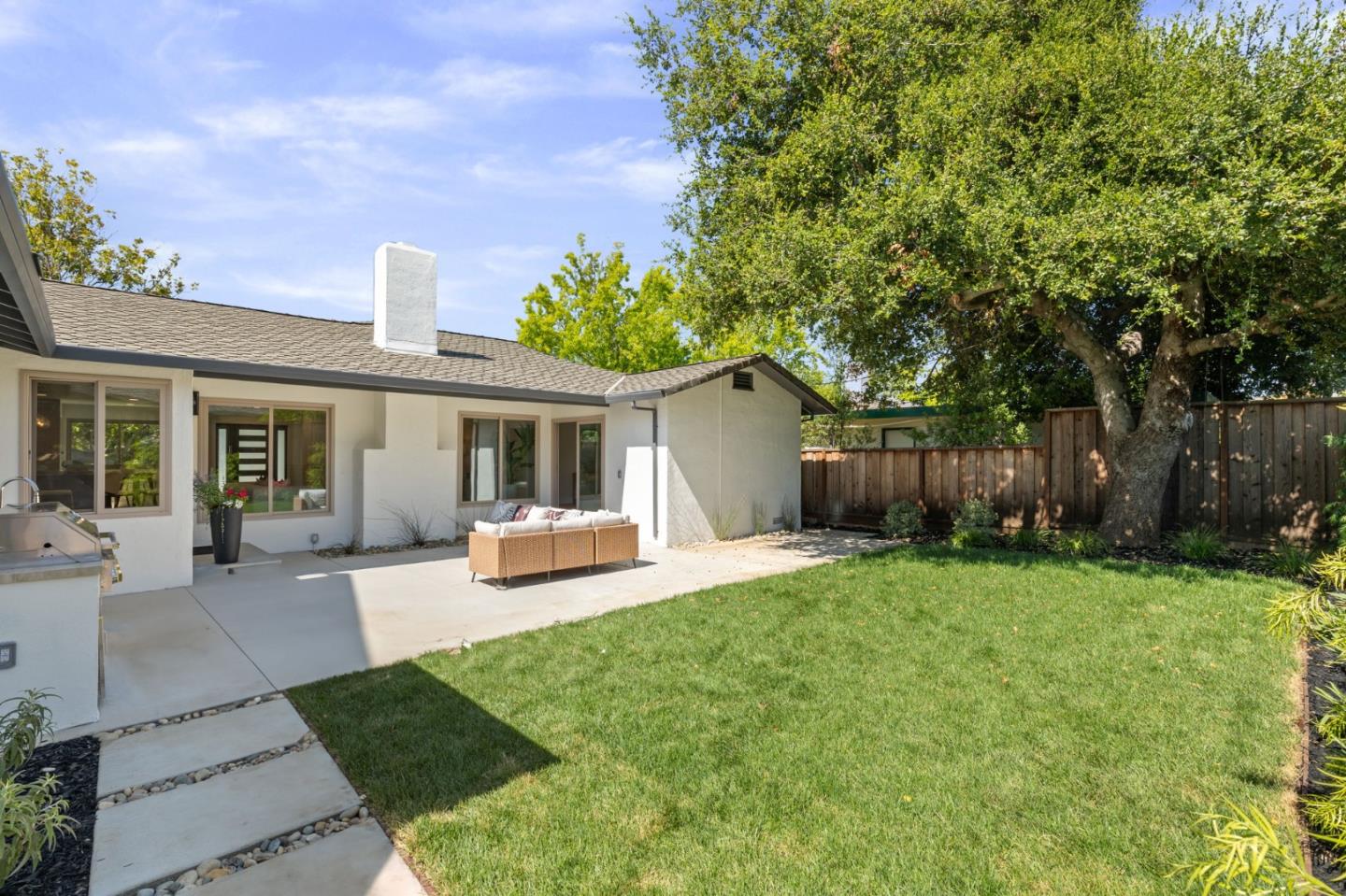 1961 Fordham Way
