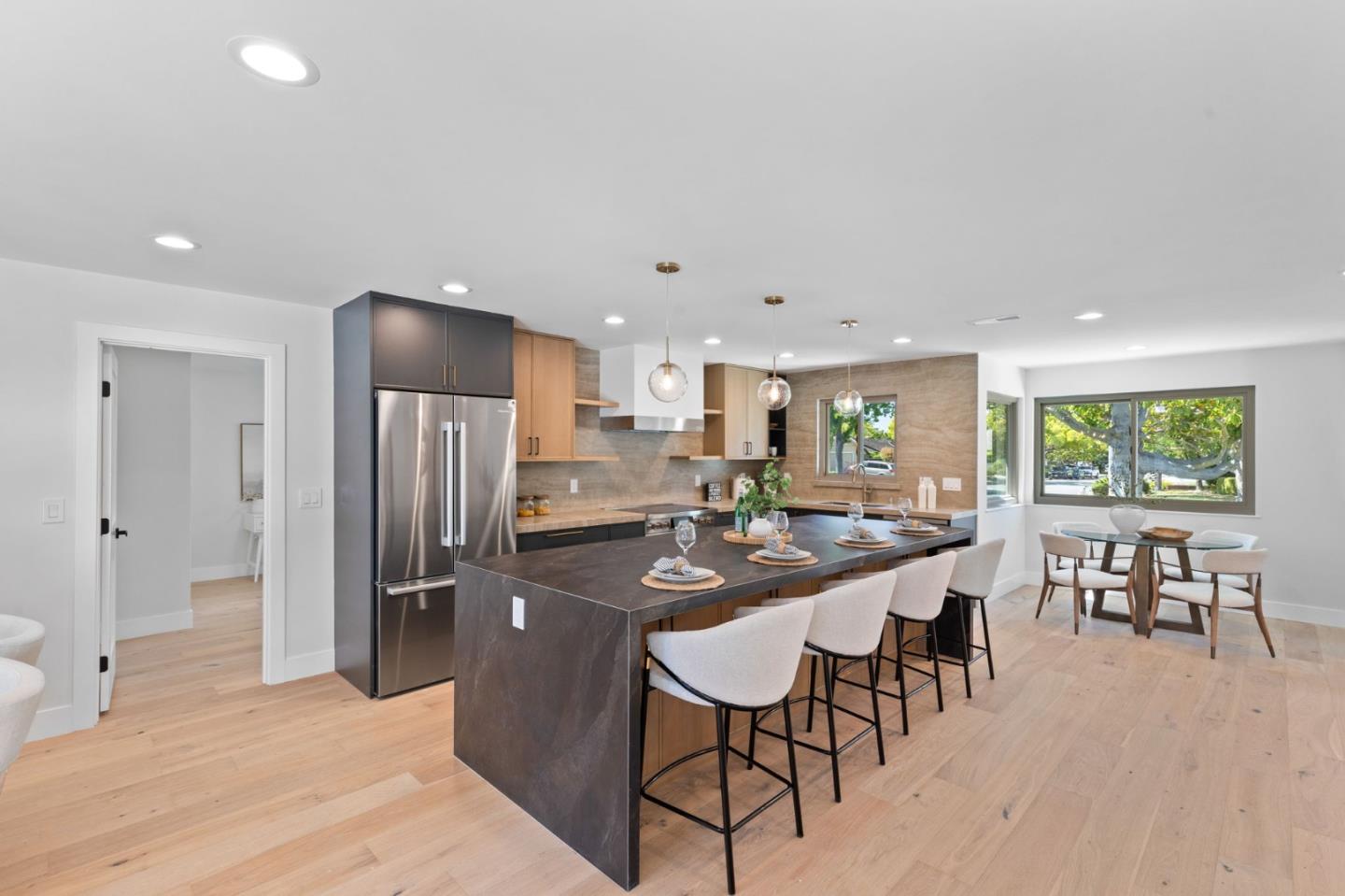 1961 Fordham Way