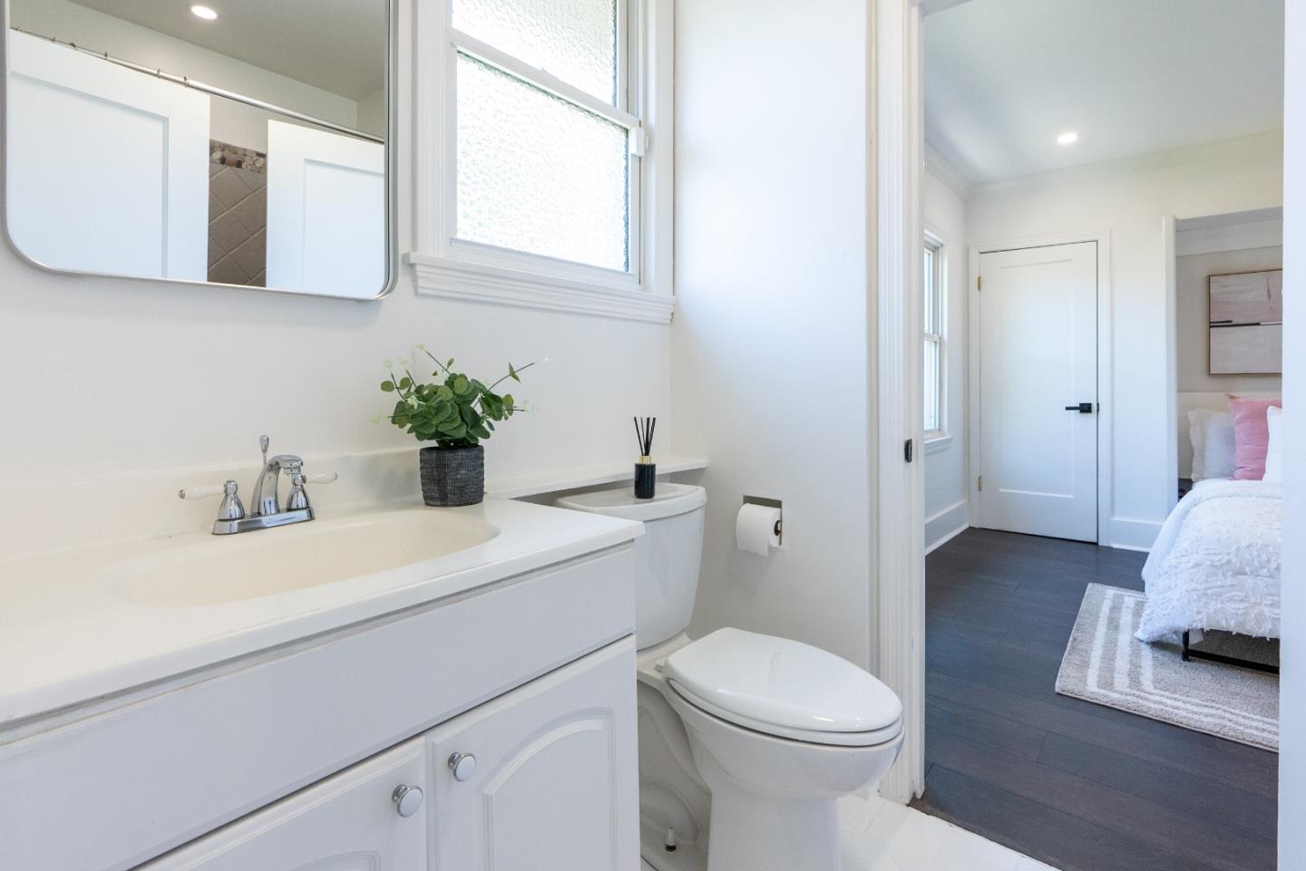 2653 Brewster Avenue