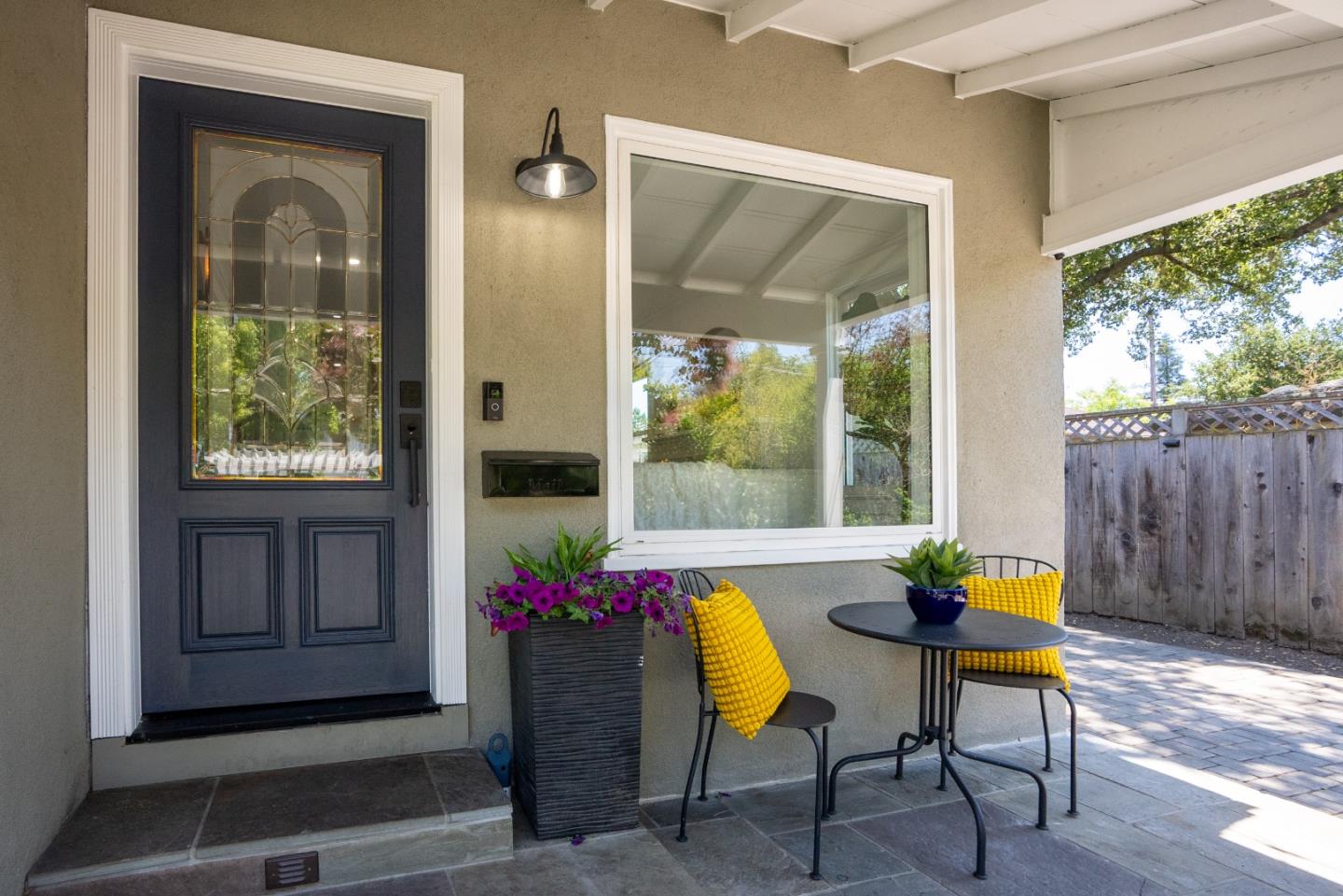 2653 Brewster Avenue