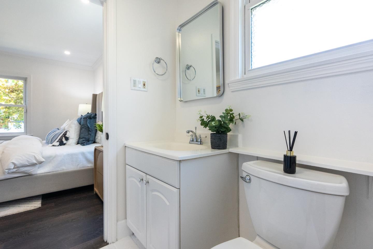 2653 Brewster Avenue