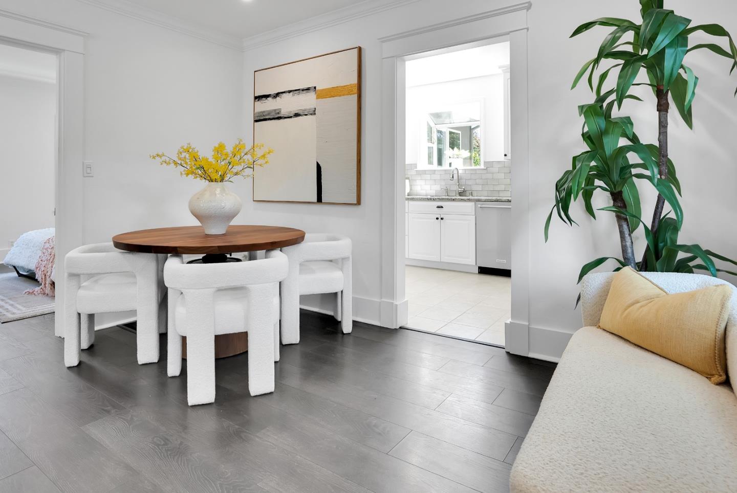 2653 Brewster Avenue