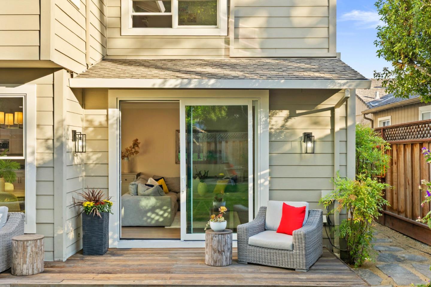 2140 Monterey Avenue