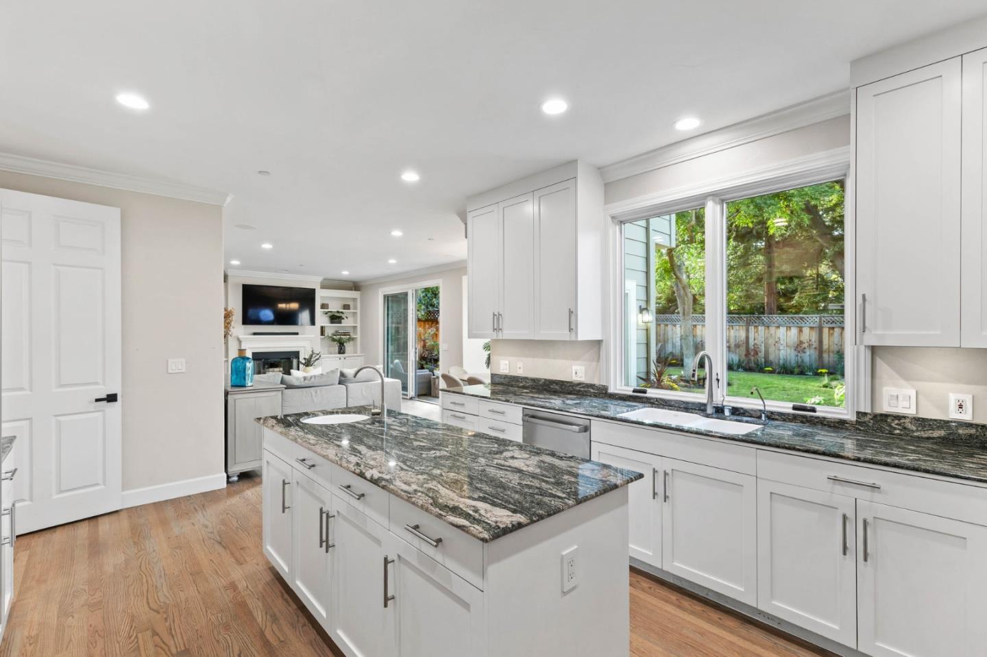 2140 Monterey Avenue